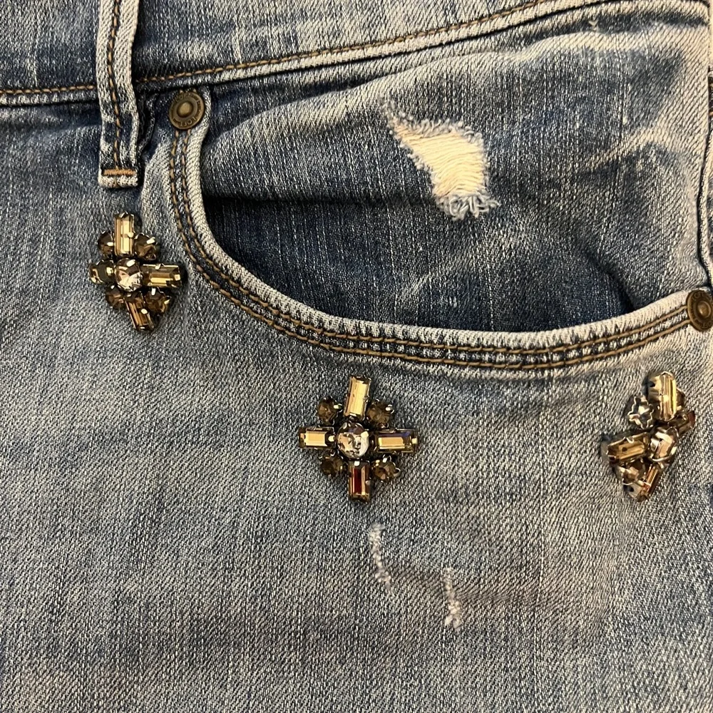 Ann Taylor Loft JEWELED Relaxed Denim Jeans Size 31/12T